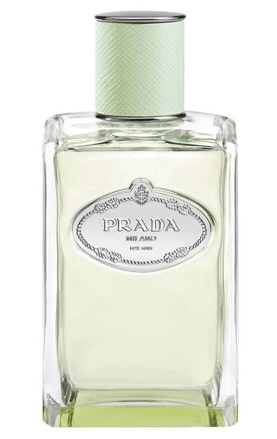 best smelling prada cologne.